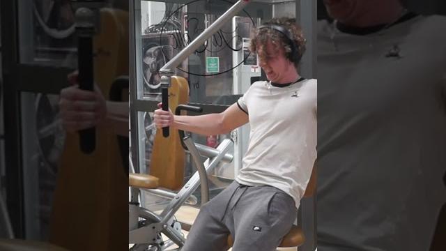 Short pec flex Short pec flex