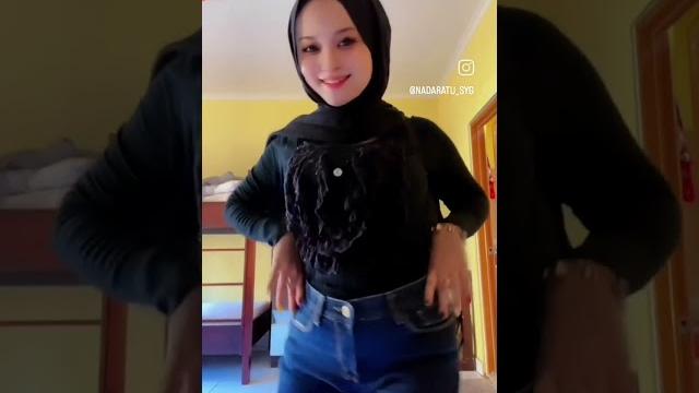 Nada ratu #nadaratu #nadasyg #livebigo #jilbob #livejilbab #tobrut #shorts #fyp #viralvideo #jilbab Nada ratu #nadaratu #nadasyg #livebigo #jilbob #livejilbab #tobrut #shorts #fyp #viralvideo #jilbab