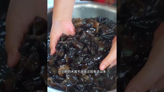 婆婆套路貞貞讓她洗了一個月的碗,貞貞終於找到機會反套路婆婆 #funny #惡婆婆 #农村生活 婆婆套路貞貞讓她洗了一個月的碗,貞貞終於找到機會反套路婆婆 #funny #惡婆婆 #农村生活