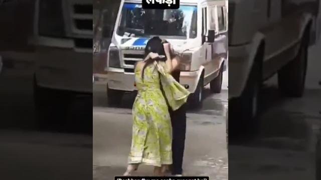 Two girls fighting in india | girls extreme fight #india Two girls fighting in india | girls extreme fight #india