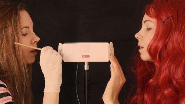 Twins ear cleaning - asmr Twins ear cleaning - asmr