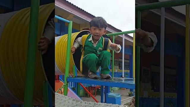 Pulang sekolah #shorts Pulang sekolah #shorts