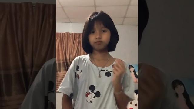 Menina dançando Menina dançando