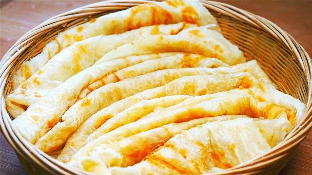 油饼太腻不喜欢?教大家做家常版烙饼,营养又健康,喜欢就试试吧【美食二哈】 油饼太腻不喜欢?教大家做家常版烙饼,营养又健康,喜欢就试试吧【美食二哈】