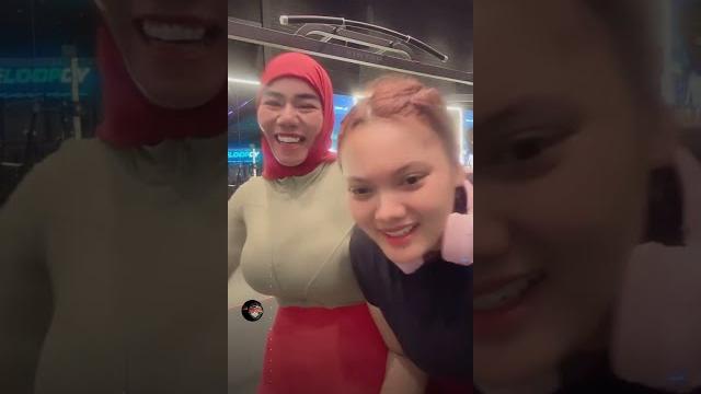 Putri irawan06 hijab live Putri irawan06 hijab live