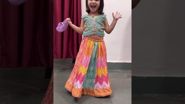 Akshita vedika ke papa last me kya pehn liya Akshita vedika ke papa last me kya pehn liya