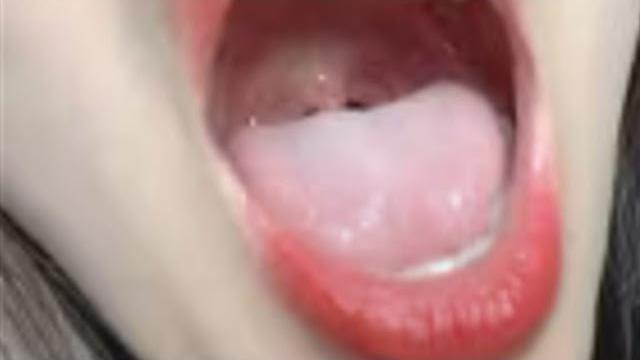 婉儿别闹喉咙的声音浮想联翩 坚持5分钟 婉儿别闹喉咙的声音浮想联翩 坚持5分钟