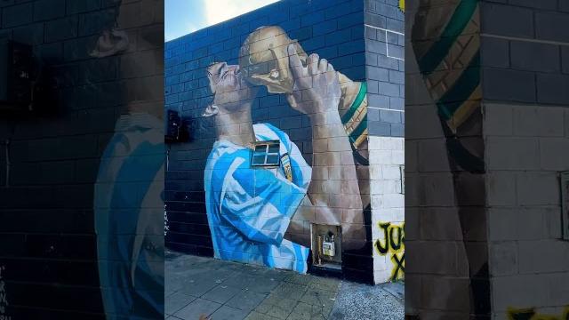 Maravilloso mural de #maradona hecho por los hinchas de #comu, en #agronomia #shorts #buenosaires Maravilloso mural de #maradona hecho por los hinchas de #comu, en #agronomia #shorts #buenosaires