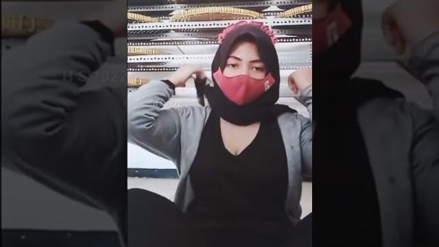 Jilbab cantik pamer tt part 1 Jilbab cantik pamer tt part 1