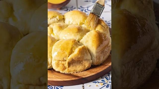 Fluffy gluten-free pull-apart rolls Fluffy gluten-free pull-apart rolls