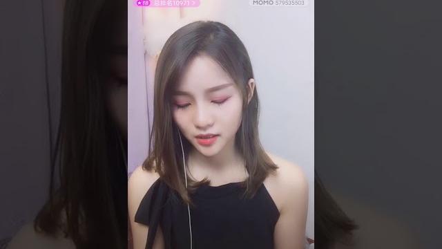 陌陌直播 迷你一:“跳舞会掉粉的!” 陌陌直播 迷你一:“跳舞会掉粉的!”