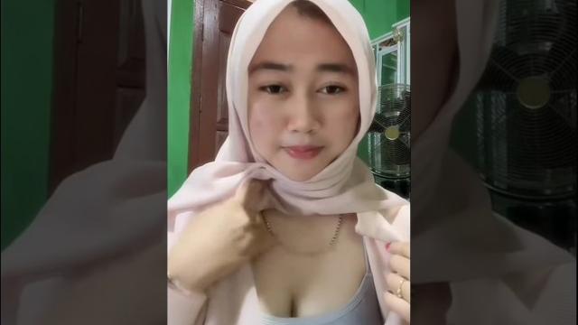 Hijab style terbaru #live #hijabstyle Hijab style terbaru #live #hijabstyle