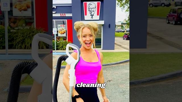 Cleaning kfc’s bathroom for free! Cleaning kfc’s bathroom for free!