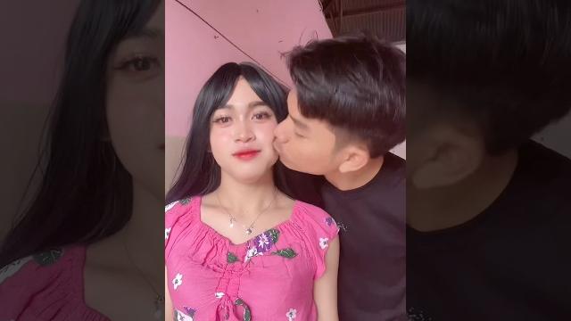 Kalian mau gak sih di cium bang roy #komedi #dusunlantam #lantamchannelofficial #viral Kalian mau gak sih di cium bang roy #komedi #dusunlantam #lantamchannelofficial #viral