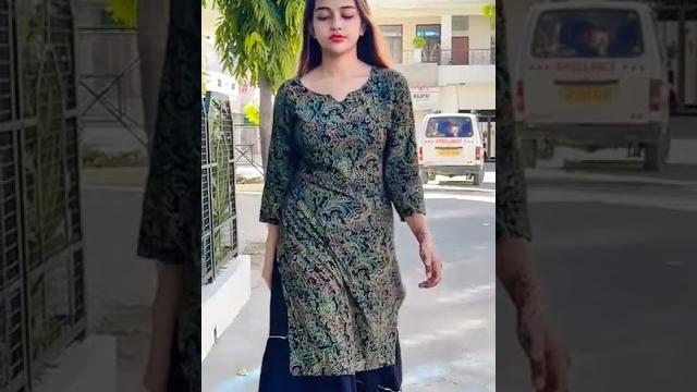 Big boobs indian teen girl ,looking sexy Big boobs indian teen girl ,looking sexy