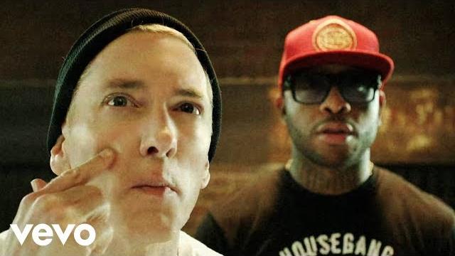 Eminem - berzerk (official music video) (explicit) Eminem - berzerk (official music video) (explicit)