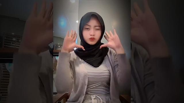 Hijab tobrut #boba #gemoy #cantik #gemes #imut #jilbab #smk #fakebody #viral #trending #shorts Hijab tobrut #boba #gemoy #cantik #gemes #imut #jilbab #smk #fakebody #viral #trending #shorts