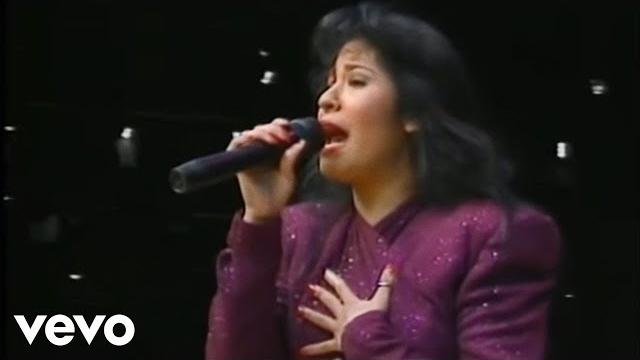 Selena - disco medley (official live from astrodome) Selena - disco medley (official live from astrodome)