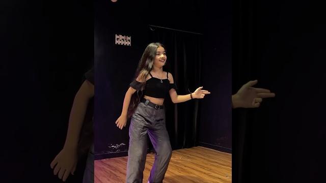 Kon disa mein ️ #trendingvideo #viralvideo #explore #danceindia #oldsong #lovesong #fyp #ytshorts Kon disa mein ️ #trendingvideo #viralvideo #explore #danceindia #oldsong #lovesong #fyp #ytshorts
