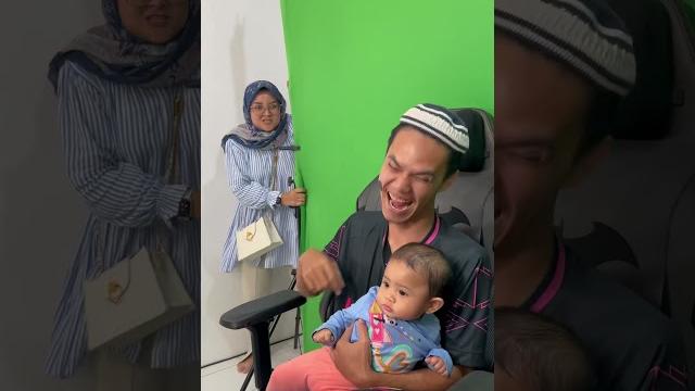 Membagongkan‼️leika kesel tompel nakalin lexie untung ketauan bunda #leika #viral #lexie #shorts Membagongkan‼️leika kesel tompel nakalin lexie untung ketauan bunda #leika #viral #lexie #shorts