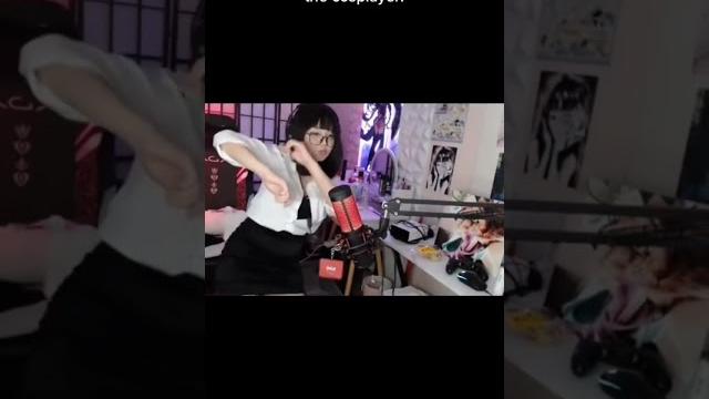 The cosplay vs the cosplayer The cosplay vs the cosplayer