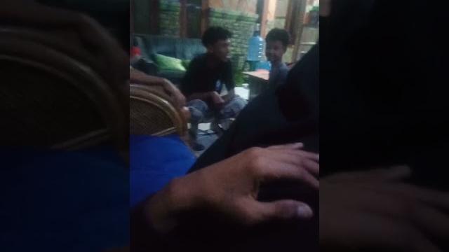 Keponakan kesayangan pemersatu bangsa Keponakan kesayangan pemersatu bangsa