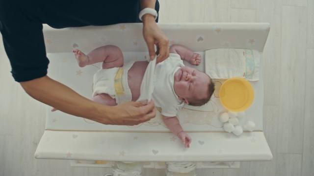 How to change a nappy How to change a nappy