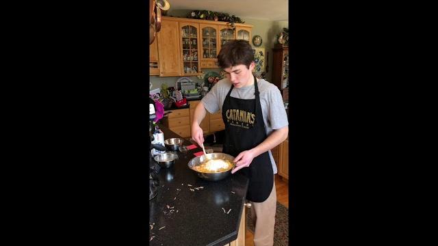 Evan cooking plotski Evan cooking plotski