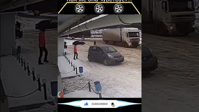 Отлетело колесо #дтп #дальнобой #shorts Отлетело колесо #дтп #дальнобой #shorts