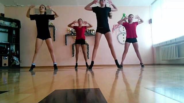 Саша,марина,ксюша и вика Саша,марина,ксюша и вика