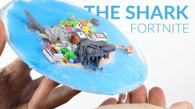 Making the shark with clay! (fortnite battle royale) Making the shark with clay! (fortnite battle royale)