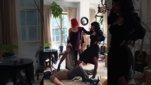 Sisters witches : goddess teya & mistress shanti Sisters witches : goddess teya & mistress shanti