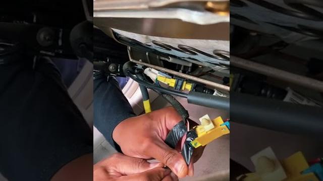 Airbag light on? do this first! #shorts Airbag light on? do this first! #shorts