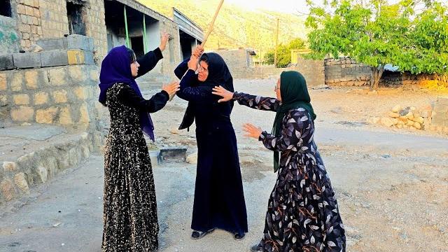 Sakineh discovers narges arrested Sakineh discovers narges arrested