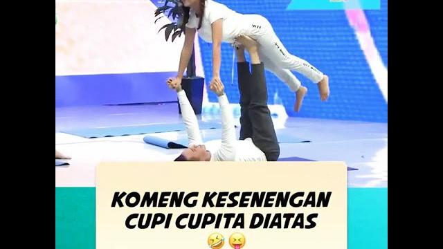 Cupi cupita hot di tv terbaru(subcribe ya gys) Cupi cupita hot di tv terbaru(subcribe ya gys)