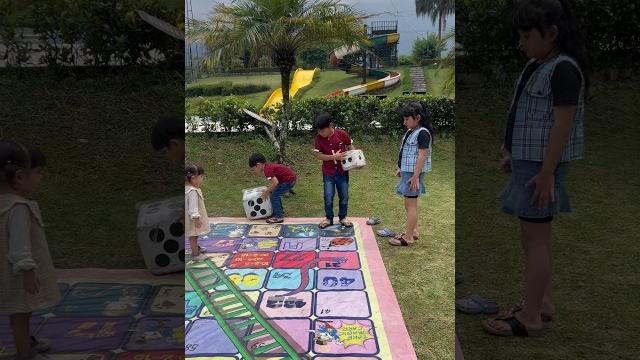 Main ular tangga besar yuk #shortsvideo #cute #viral #shortsfeed #playground #permainan #shorts Main ular tangga besar yuk #shortsvideo #cute #viral #shortsfeed #playground #permainan #shorts