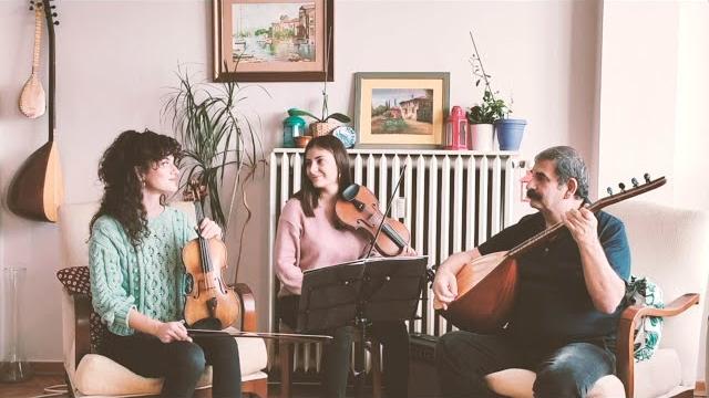 Ceren deniz - kirvem (cover) Ceren deniz - kirvem (cover)