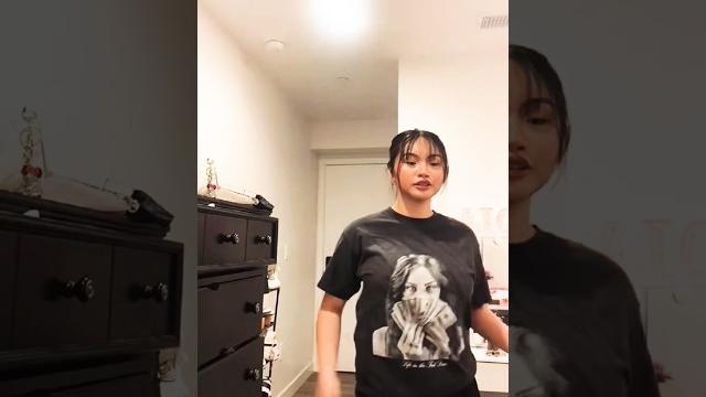 Dancing live19#shorts #dance #egirl Dancing live19#shorts #dance #egirl
