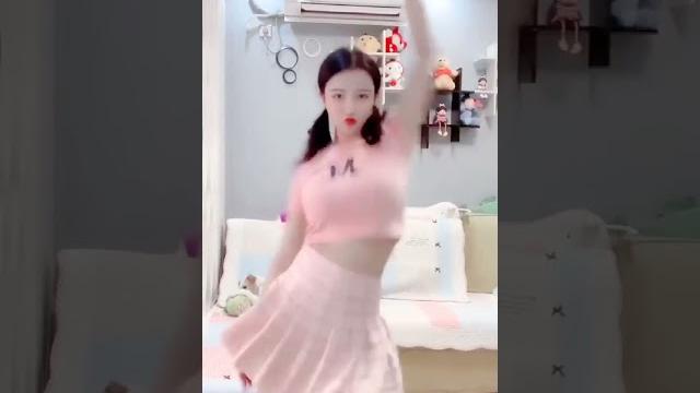 快手q弹美女热舞 快手q弹美女热舞