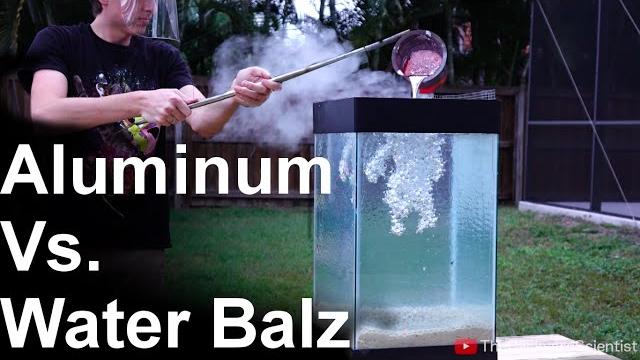 Molten aluminum vs 'spitballs' - so cool!! (water balz) Molten aluminum vs 'spitballs' - so cool!! (water balz)