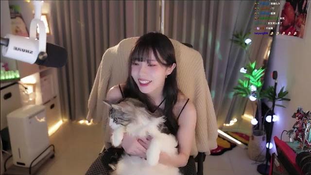 Golaniyule0 고라니율 kiss me 고라니율 twitch Golaniyule0 고라니율 kiss me 고라니율 twitch
