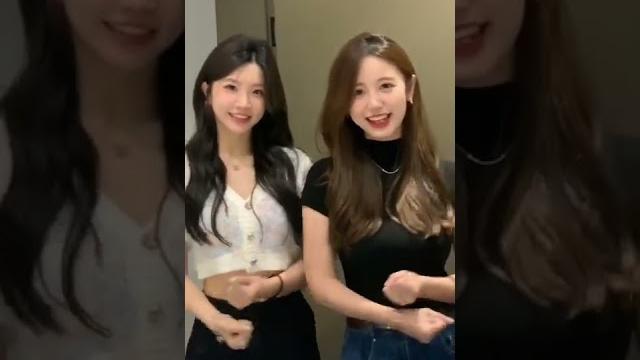 表演一個美女同框@爆胎草莓粥 #biubiubiu舞蹈挑战 表演一個美女同框@爆胎草莓粥 #biubiubiu舞蹈挑战