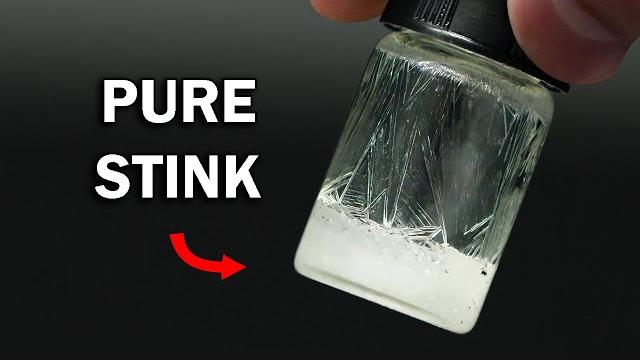 Making the stinkiest chemical known to man Making the stinkiest chemical known to man