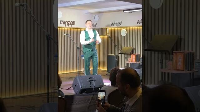 Новогоднее попурри на гармошках #владимирбутусов #бутусовбаянист #баян #баянист #гармонь #гармонист Новогоднее попурри на гармошках #владимирбутусов #бутусовбаянист #баян #баянист #гармонь #гармонист