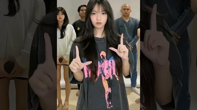 Joget guys #mobilelegends #mlbb #sheryl #onicsze #vonzy #onic #mpl #tiktok #fyp #jj #viral #shorts Joget guys #mobilelegends #mlbb #sheryl #onicsze #vonzy #onic #mpl #tiktok #fyp #jj #viral #shorts