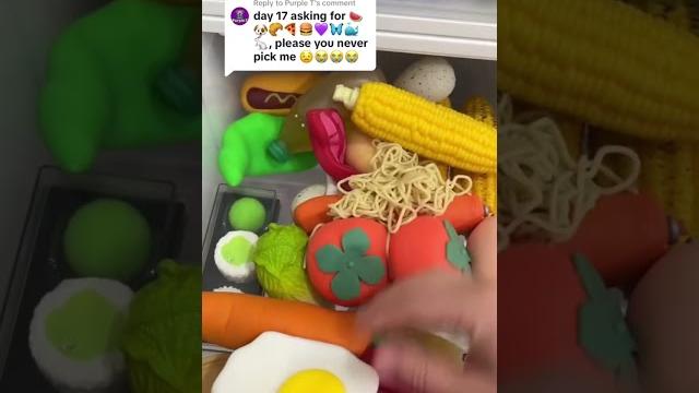 Emojis as fidgets: @mrsbench Emojis as fidgets: @mrsbench