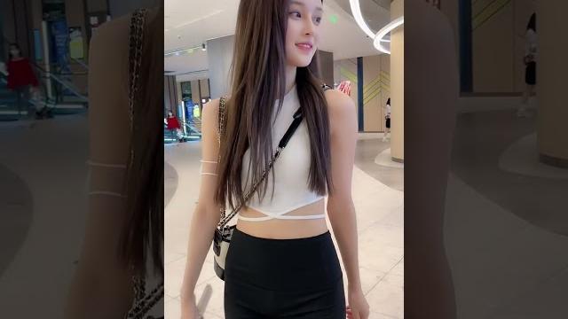 Tiktok,抖音,街拍美女,紧身裤 91 Tiktok,抖音,街拍美女,紧身裤 91