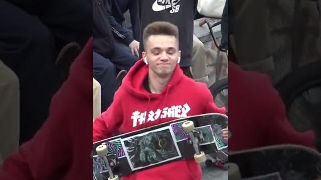 Сломал 2 скейтборда ради трюка! #shorts Сломал 2 скейтборда ради трюка! #shorts