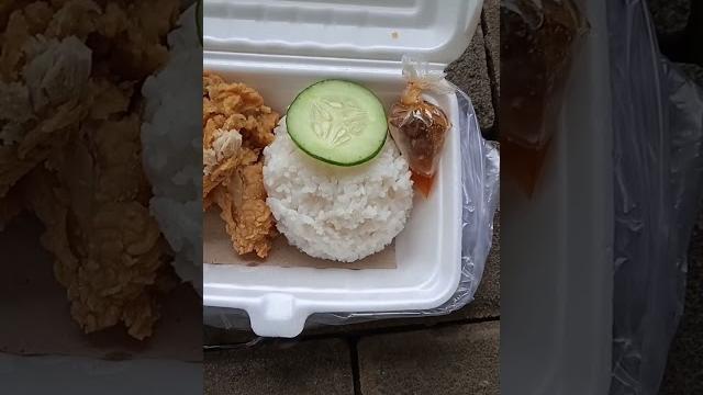 Ayam geprek harga 6 ribu Ayam geprek harga 6 ribu