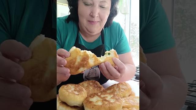 Смачні смажені пиріжки з рисом,яйцем і цибулею ) #рецепт #food #як #формування #пиріжки #тісто Смачні смажені пиріжки з рисом,яйцем і цибулею ) #рецепт #food #як #формування #пиріжки #тісто